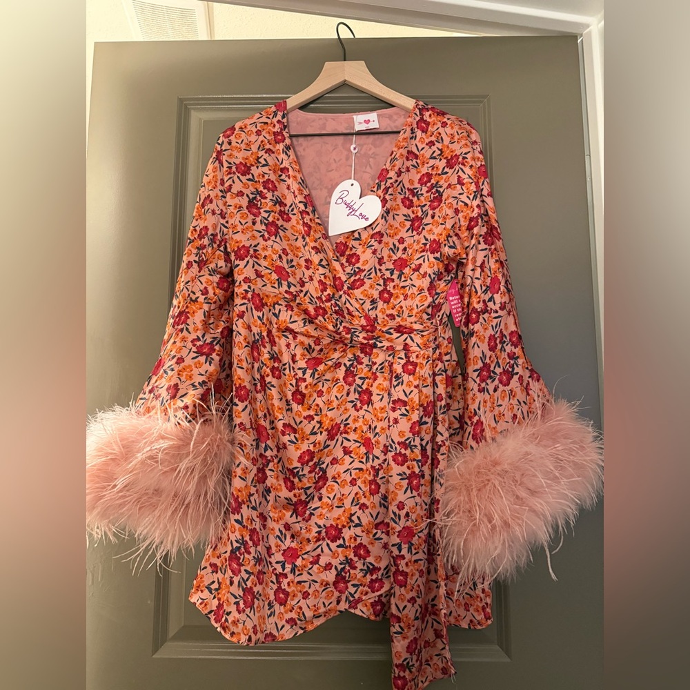 BUDDY LOVE ANISA FEATHER CUFF MINI DRESS- DRAGONFRUIT